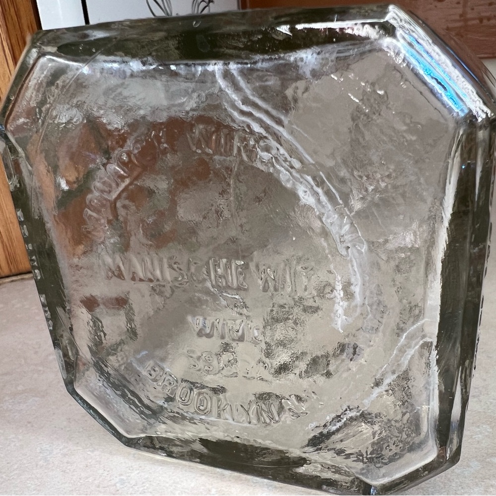 Vintage Clear Glass Manschewitz Monarch Wine Co. One Quart Decanter - Picture 5 of 9